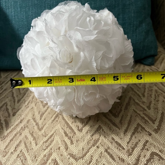8 Wedding kissing white Rose artificial flower ball - Picture 7 of 7